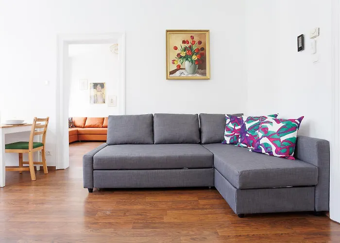 West Living By Lorenz * וינה
