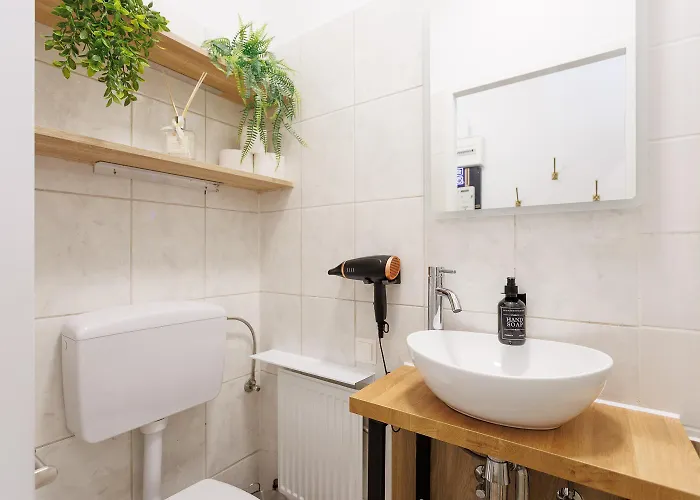 West Living By Lorenz וינה